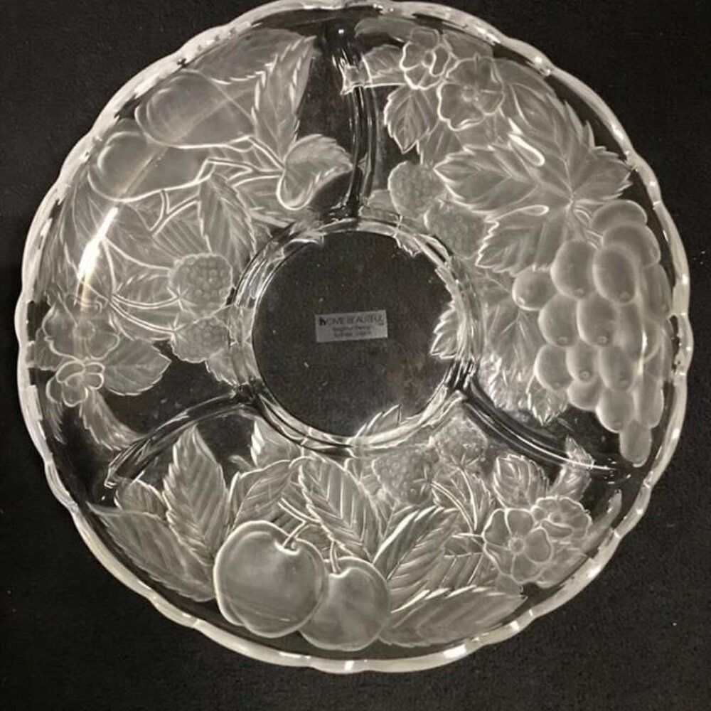 Brand New Beautiful Etched Crystal Veggie Tray with 3 Parts & Center for Dipping